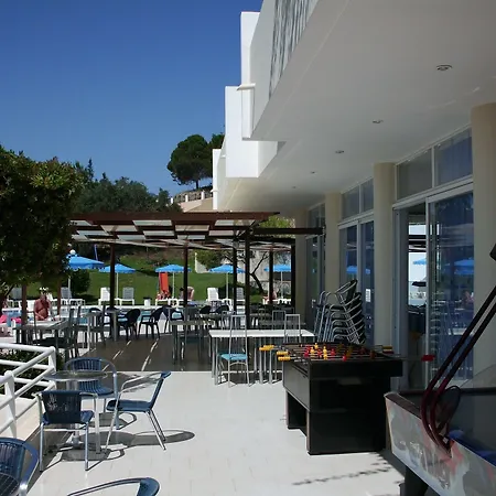 Hotel Iris