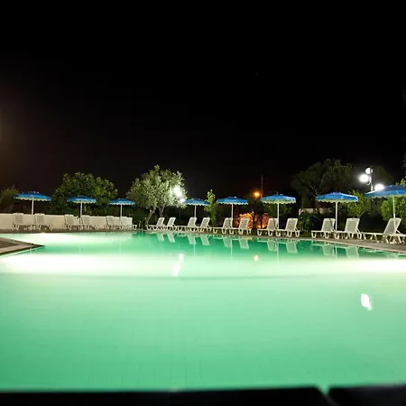 Hotel Iris Afandu